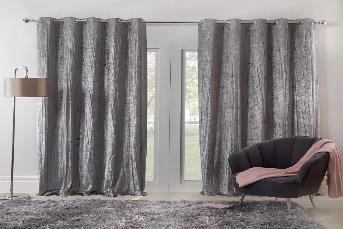 Choosing the Perfect Velvet Curtains for Your Home Velvet-Curtains
